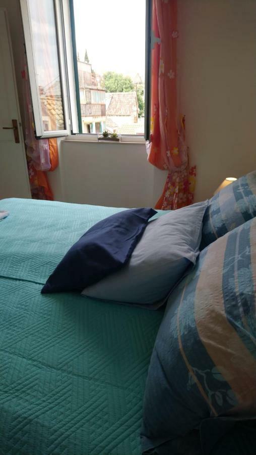 Apartment Ana Split Bagian luar foto
