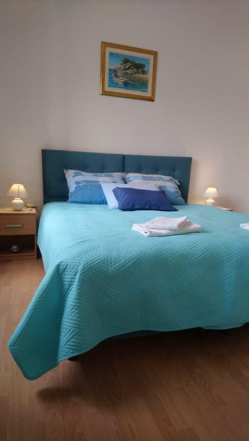 Apartment Ana Split Bagian luar foto