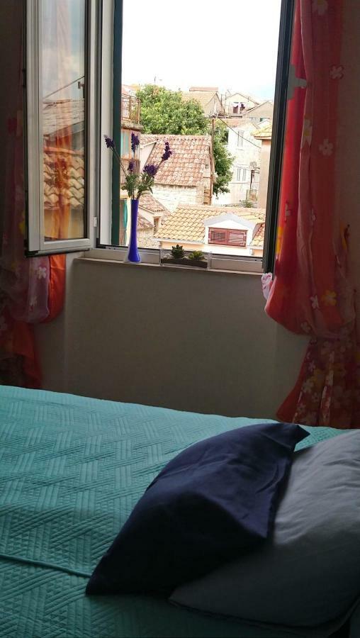 Apartment Ana Split Bagian luar foto