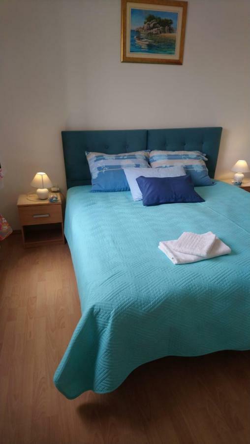 Apartment Ana Split Bagian luar foto