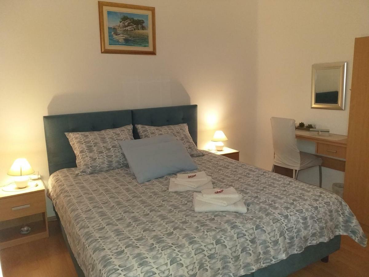 Apartment Ana Split Bagian luar foto